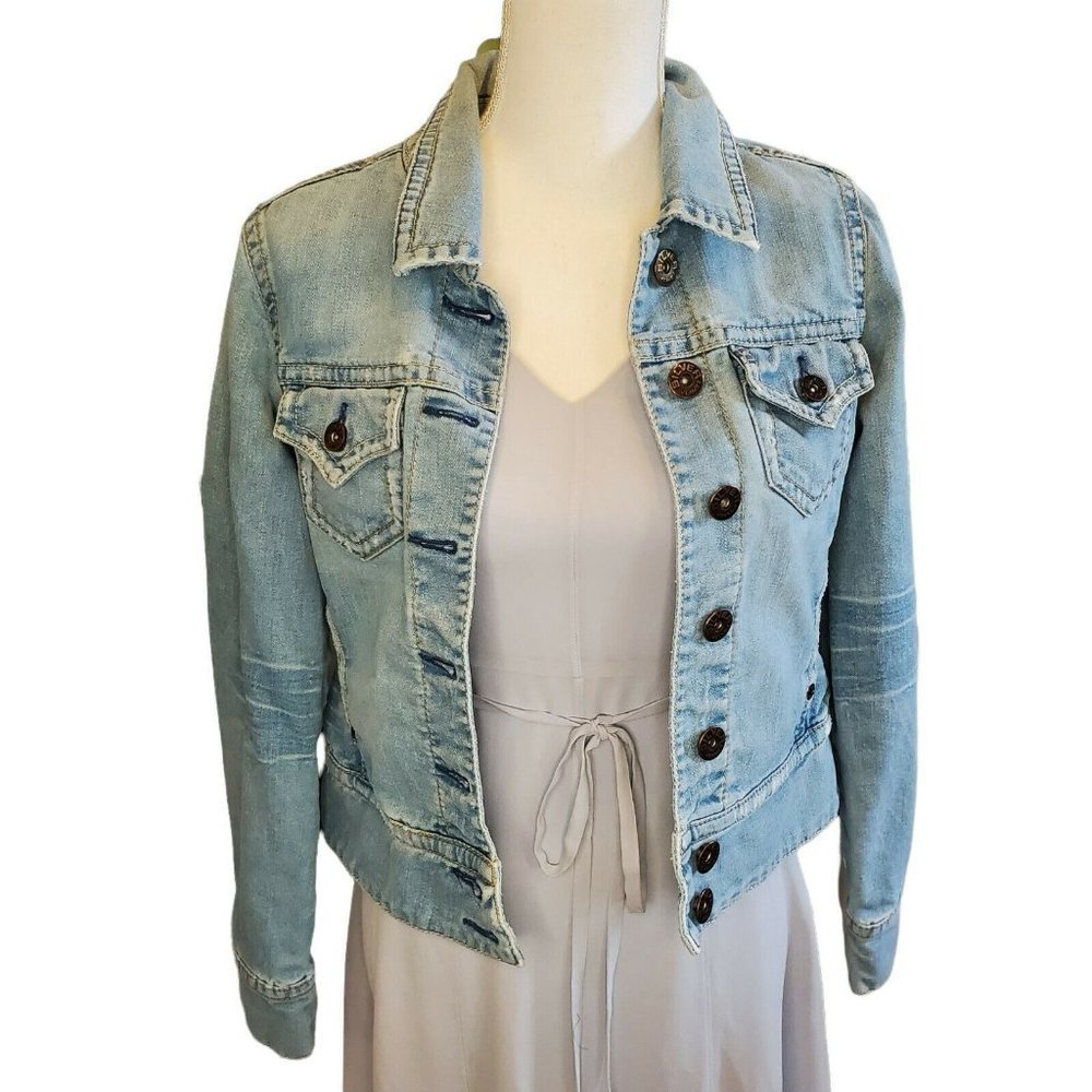 Silver Jeans Co Denim Trucker Jacket Jean Light Wash Pockets Distressed Small